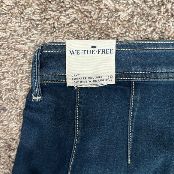 Free People We The Free Curvy Counter Culture Wide Leg Cropped Jeans - Picture 8 of 9